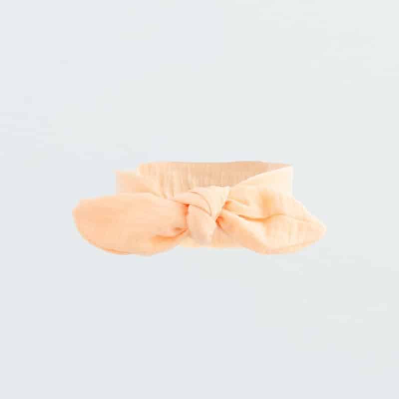 Kojenecká mušelínová čelenka New Baby Leny peach